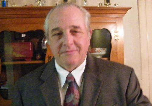 Terry Davis - Taken late 2007, just after my retirement. Clean up pretty good.