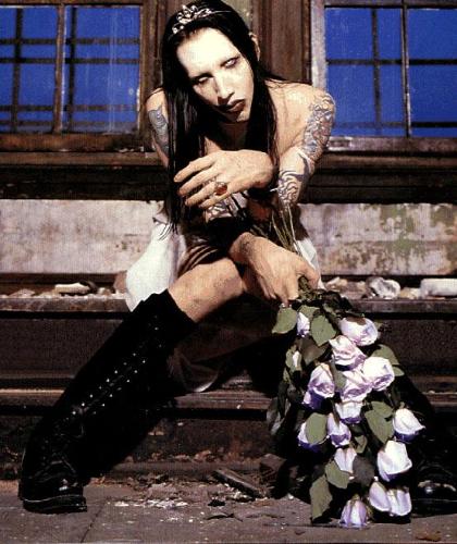 marilyn manson beauty queen - im not sure where this pose was or what it was for