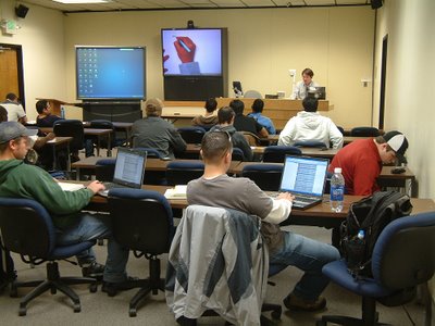 Computer science room - Steve Chiu Teaching computer science