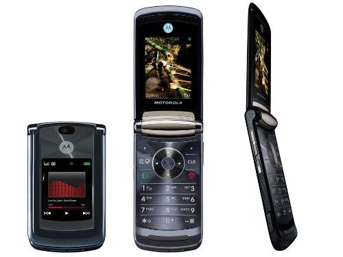 moto razr is the best - moto razr is the best in its class.equipped with all the facilities,it is a complete phone.