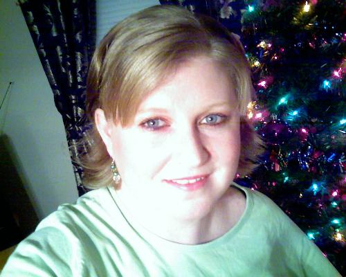 me - just a stinkin pic of me... that good for ya, lol.