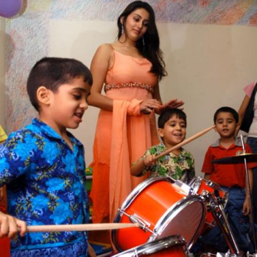 namitha.. - hot actress.. about to get married..