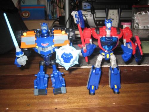 transformers - ultra magnus and optimus prime