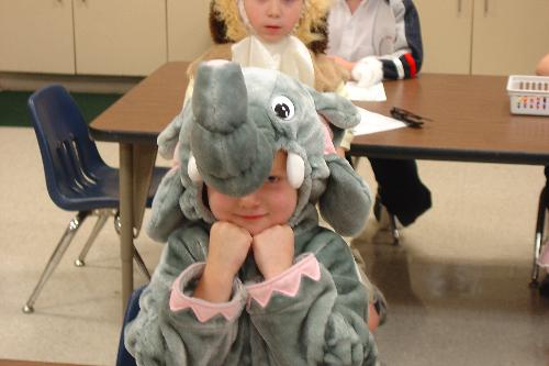 kids - Kids like to dress up.