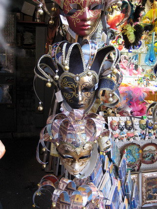 venezia - what Venice is famous for--Masks