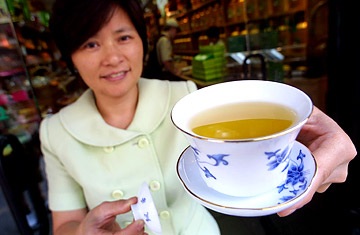 green tea - This best for health.decreasing the blood presure