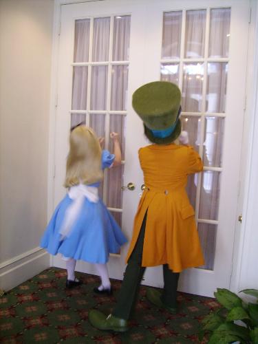 alice and mad hatter - alice and the mad hatter banging on the dors