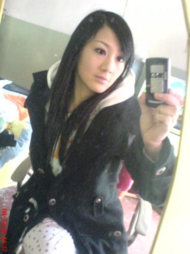 Chinese pure beauty - do u wanna make friend with her.contact me~~