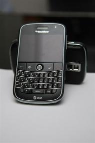 There may soon be a Blackberry in the White House -
Smart phones are a security risk that gives the Secret Service belly aches!
There may soon be a Blackberry in the White House -
Smart phones are a security risk that gives the Secret Service belly aches!