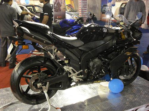 yamaha yzf r1 - do you like that??