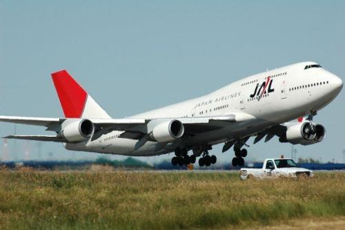 jal 747-400 - JAL 747-400 taking off
