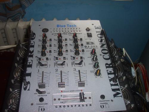dj mixer - 3 chanels,1 mic