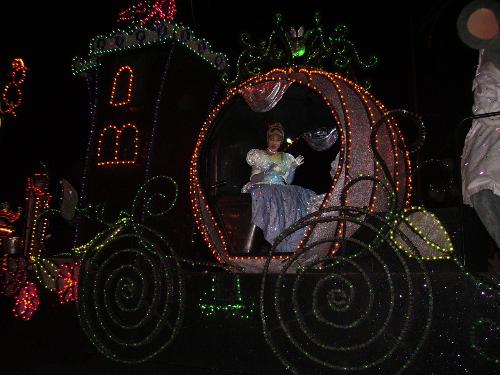 cinderella parade - disney spectro magic parade at mgic kingdm in disney world