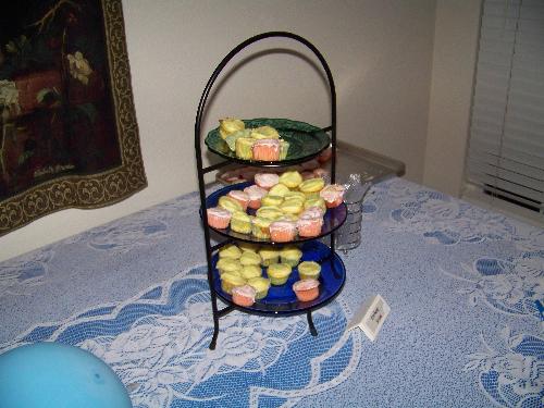 Tiny cupcakes - Tiny cupcakes at the baby shower