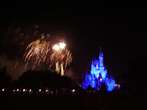 fireworkd disney - fireworks at magic kingdom in disney world