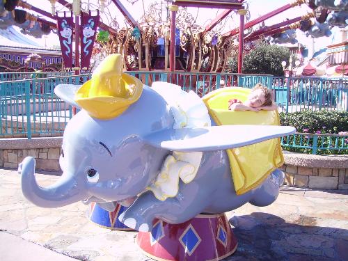 flying dumbo - my daughter on the flying dumbo at disney