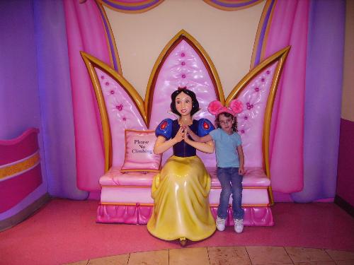 disney stuff - this is the disney themed stuff at the airport in orlando