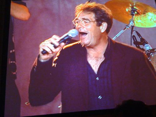 A Pic I took of Huey Lewis with my IPhone - I took this picture of Huey Lewis with my IPhone at a private event. I cannont tell you more. If I told you, I&#039;d have to kill you.

:?)