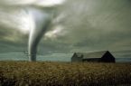 Tornadoes - Tornadoe heading for a house