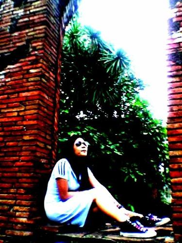 Memoir of a modern gurl - A teenage girl contemplates on her youth at the Intramuros (Philippines) historical spot.