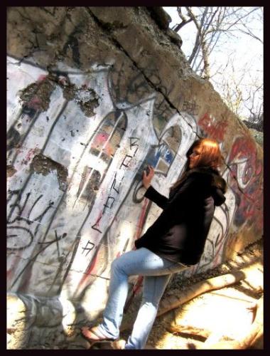 graffiti rocks. - me admiring someone else's artwork! (that's how it usually goes).