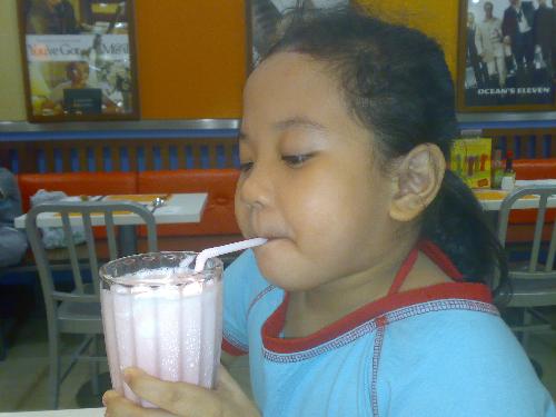 Strawberry Smoothie  - Strawberry smoothie @ Pancake House