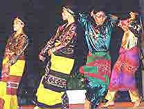 Fashion of Maranao - Malong Malong for all seasons..