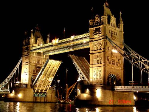 Tower Bridge London - Monuments