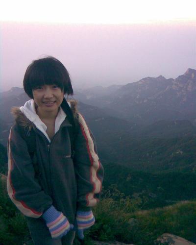 TaiShang  -  The photo is I fist climb so high mountain~~~so cold,so excited..