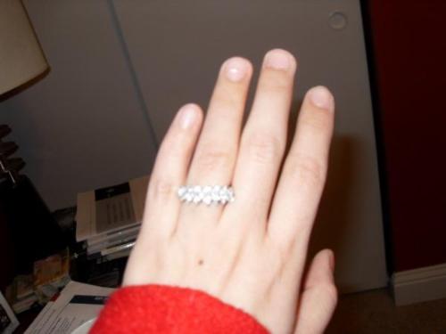 engagement ring - its the engagement ring my friend receives when her american friend propose to her. what a nice ring.