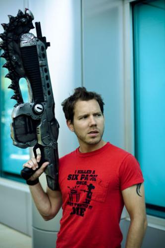 Cliffy B with a Lancer - and awesome custom Lancer rifle