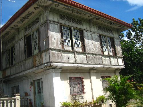 Old house - Old house in Pampanga, Philippines