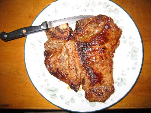 Oh Steak! -  No one doesn't loved to eat Steak, this t-bone steak is one of my fav's foods. Here is the steak i made yesterday