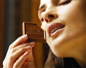 scam - chocolate helps weight loss ? !