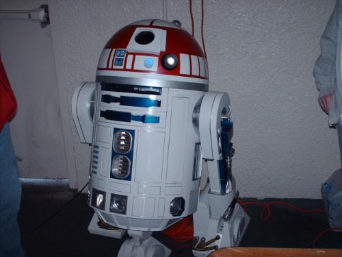 r2d2 -   A model of R2D2 at a sci-fi con.