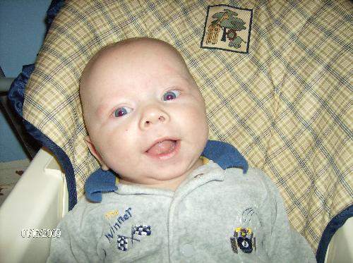 Dalton @ 4 mths old - Here is our baby at 4 mths old. He is such a joy to have around. A very happy baby!!