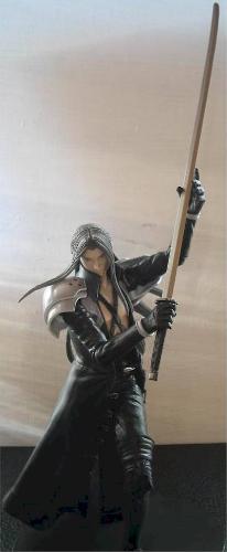 Sepiroth planning some bad deeds - My, what a big sword you have.  'The better to slice you with'