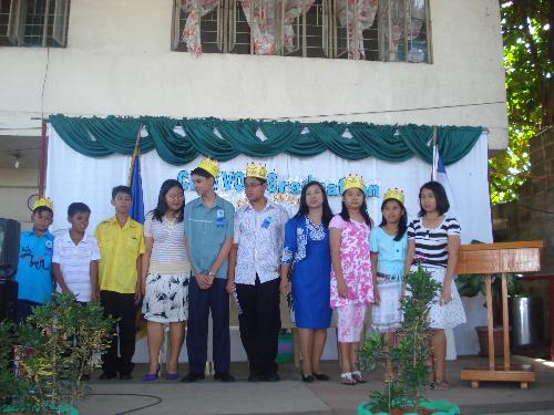 children - performing children