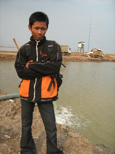 is me - all about me, I like play, wacthing, footbal etc, may be i can be your friends,,,, anda be a good friend to all