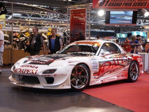 Mazda RX7 Max Power - a photograph of a Mazda RX7 racing car