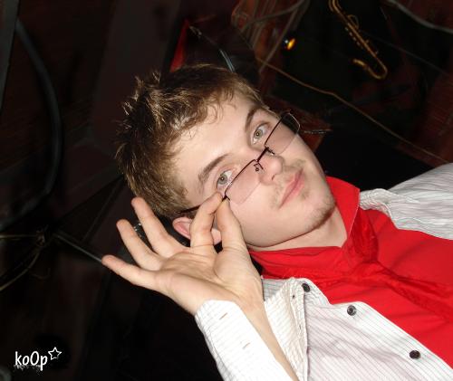 Mw with glasses :D - It happened a Birthday in a night Club and I borrowed them from a friend of mine :D  I look so cooL :D  but after playing with them for and half of hour , I started crying :D