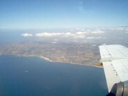 Birdseye Oceanview - A birdseye view of the ocean taken from an airplane.