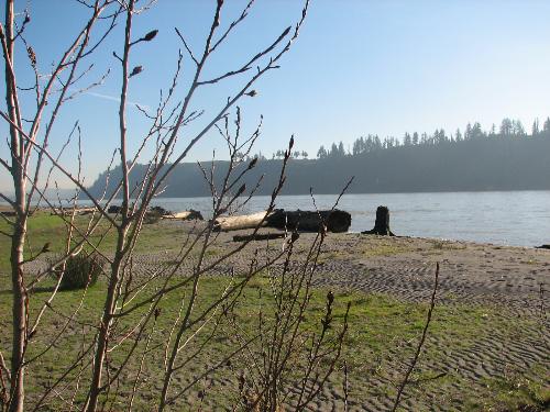 Peaceful Place - One of my favorite spots on the Columbia River.