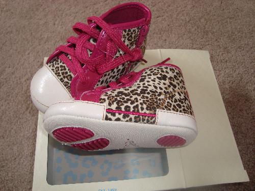 Cute shoes! - pair of adorable kid shoes