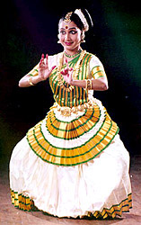 dance- kerala - mohiniattam of kerala