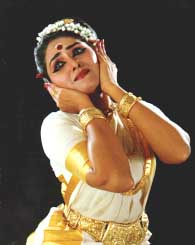 dance- kerala - mohiniattam of kerala