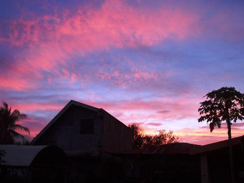 dusk - just one of the many pictures i took from around my house.....