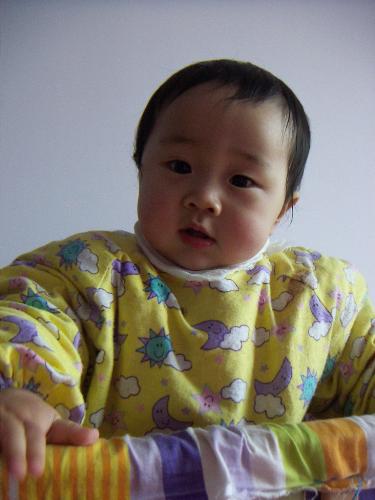 beautiful girl - This is my cleverly daughter,she is just 11 months,but can say too many words,so I Llove her too much