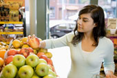 groceries - Woman grocery shopping