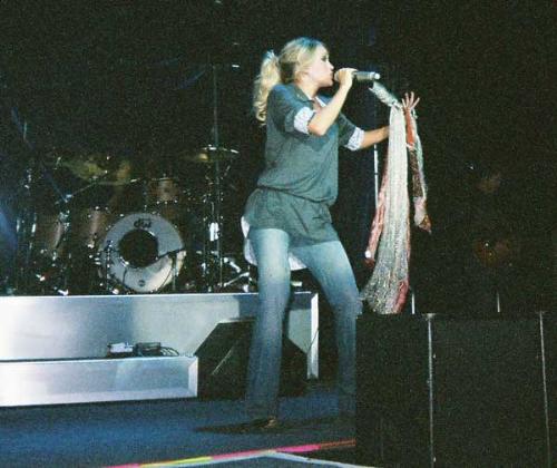 concert - carrie underwood in a concert